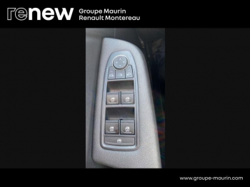 Photo 20 du bon plan RENAULT Clio 1.6 E-Tech 145ch full hybrid Evolution - 24 occasion à 17990 €
