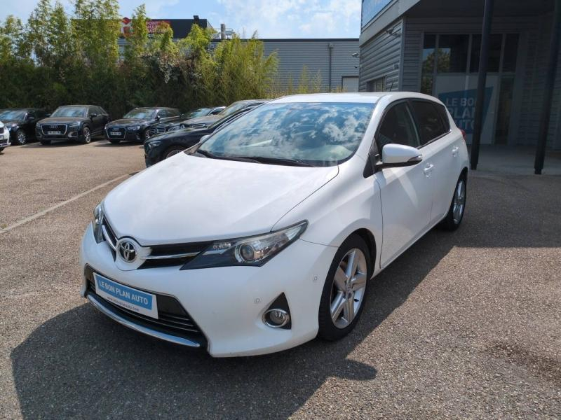 Bon plan TOYOTA Auris 124 D-4D FAP Style occasion à 10980 €