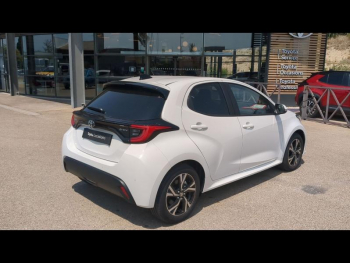 Photo 5 du bon plan TOYOTA Yaris 116h Design 5p MY25 occasion à 23890 €