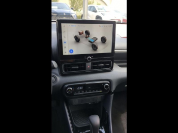Photo 24 du bon plan TOYOTA Yaris 116h Design 5p MY25 occasion à 23890 €