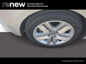 Photo 9 du bon plan RENAULT Clio 1.6 E-Tech hybride 140ch Business -21N occasion à 14890 €