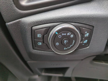 Photo 12 du bon plan FORD EcoSport 1.0 EcoBoost 125ch Active 6cv occasion à 14990 €