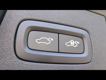 Photo 14 du bon plan VOLVO XC60 T6 AWD 253 + 145ch Utimate Style Dark Geartronic occasion à 48990 €