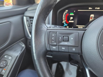 Photo 13 du bon plan NISSAN Qashqai e-POWER 190ch N-Connecta occasion à 24990 €
