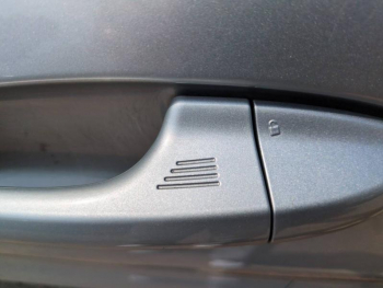 Photo 26 du bon plan FORD Fiesta 1.0 Flexifuel 95ch Titanium Business 5p occasion à 15490 €