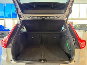 Photo 8 du bon plan VOLVO XC40 B3 163ch Plus DCT 7 occasion à 34200 €