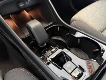 Photo 21 du bon plan VOLVO XC40 B3 163ch Plus DCT 7 occasion à 34200 €