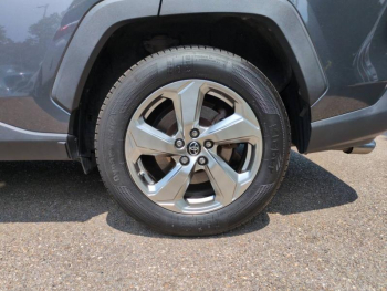 Photo 12 du bon plan TOYOTA RAV4 Hybride 218ch Dynamic 2WD occasion à 22990 €