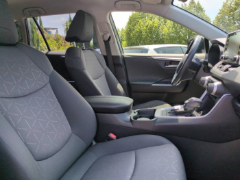 Photo 15 du bon plan TOYOTA RAV4 Hybride 218ch Dynamic 2WD occasion à 22990 €