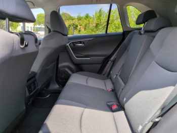 Photo 17 du bon plan TOYOTA RAV4 Hybride 218ch Dynamic 2WD occasion à 22990 €