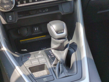 Photo 19 du bon plan TOYOTA RAV4 Hybride 218ch Dynamic 2WD occasion à 22990 €