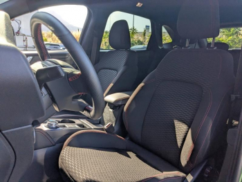 Photo 16 du bon plan FORD Kuga 2.5 Duratec 180ch Hybrid FlexiFuel ST-Line Powershift occasion à 32400 €