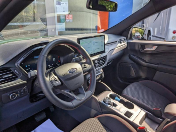 Photo 17 du bon plan FORD Kuga 2.5 Duratec 180ch Hybrid FlexiFuel ST-Line Powershift occasion à 32400 €