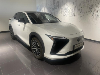 Photo 3 du bon plan LEXUS RZ 350e Luxe MC26 occasion à 51900 €