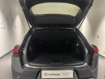 Photo 10 du bon plan LEXUS UX 300h Pack MY26 occasion à 35900 €