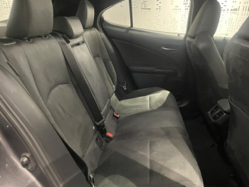 Photo 13 du bon plan LEXUS UX 300h Pack MY26 occasion à 35900 €