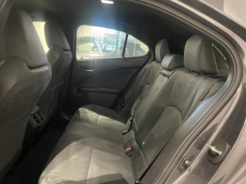 Photo 14 du bon plan LEXUS UX 300h Pack MY26 occasion à 35900 €