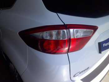 Photo 4 du bon plan FORD C-MAX 1.0 SCTi 100ch EcoBoost Stop&Start E85 Titanium X occasion à 8290 €