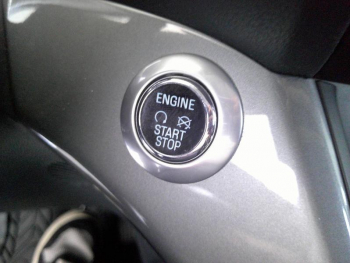 Photo 13 du bon plan FORD C-MAX 1.0 SCTi 100ch EcoBoost Stop&Start E85 Titanium X occasion à 8290 €