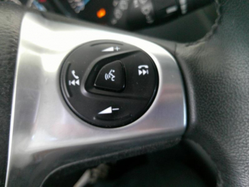 Photo 15 du bon plan FORD C-MAX 1.0 SCTi 100ch EcoBoost Stop&Start E85 Titanium X occasion à 8290 €