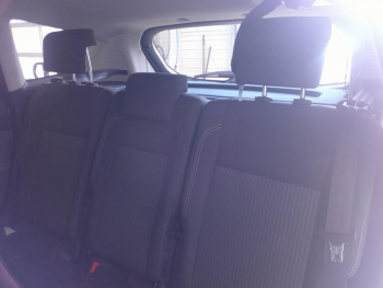 Photo 18 du bon plan FORD C-MAX 1.0 SCTi 100ch EcoBoost Stop&Start E85 Titanium X occasion à 8290 €