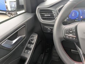 Photo 13 du bon plan FORD Kuga 2.5 Duratec 190ch FHEV E85 ST-Line BVA occasion à 24990 €