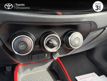 Photo 20 du bon plan TOYOTA Aygo X 1.0 VVT-i 72ch Design S-CVT MY24 occasion à 14990 €
