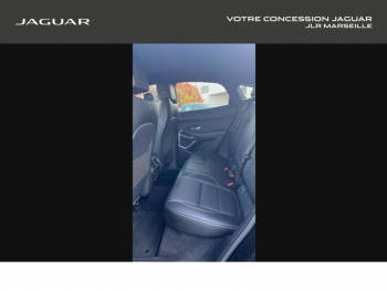 Photo 12 du bon plan JAGUAR E-Pace P300e PHEV R-Dynamic SE BVA AWD occasion à 34900 €