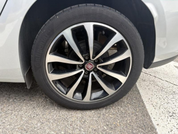 Photo 20 du bon plan FIAT Tipo 1.4 95ch Ligue 1 Conforama 2019 5p occasion à 10490 €