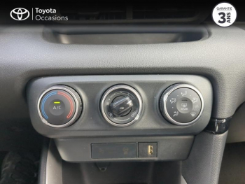 Photo 21 du bon plan TOYOTA Yaris 70 VVT-i Dynamic 5p MY22 occasion à 14990 €