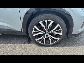 Photo 4 du bon plan RENAULT Espace 1.2 E-Tech full hybrid 200ch Iconic 7 places - 25 occasion à 47750 €