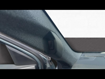 Photo 21 du bon plan RENAULT Espace 1.2 E-Tech full hybrid 200ch Iconic 7 places - 25 occasion à 47750 €