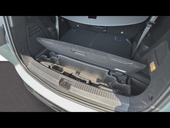 Photo 38 du bon plan RENAULT Espace 1.2 E-Tech full hybrid 200ch Iconic 7 places - 25 occasion à 47750 €