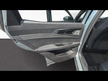 Photo 42 du bon plan RENAULT Espace 1.2 E-Tech full hybrid 200ch Iconic 7 places - 25 occasion à 47750 €