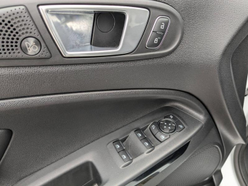 Photo 8 du bon plan FORD EcoSport 1.0 EcoBoost 125ch Active 6cv occasion à 14900 €