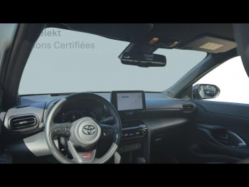 Photo 5 du bon plan TOYOTA Yaris Cross 116h GR Sport MY22 occasion à 24900 €