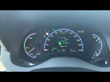 Photo 14 du bon plan TOYOTA Yaris Cross 116h GR Sport MY22 occasion à 24900 €
