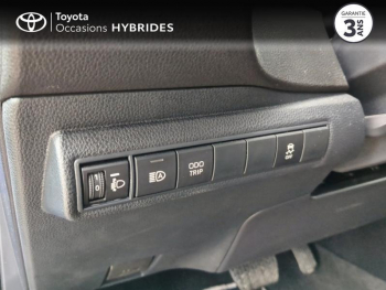 Photo 11 du bon plan TOYOTA Corolla Touring Spt 1.8 140ch Design Pack Confort occasion à 26990 €