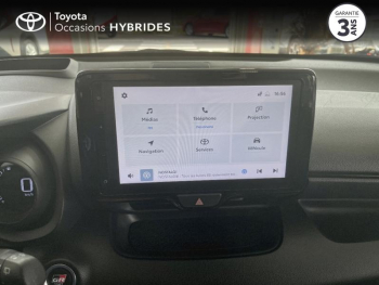 Photo 15 du bon plan TOYOTA Yaris 116h GR Sport 5p MY22 occasion à 18990 €