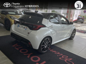 Photo 18 du bon plan TOYOTA Yaris 116h GR Sport 5p MY22 occasion à 18990 €