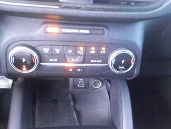 Photo 16 du bon plan FORD Kuga 2.5 Duratec 225ch PHEV ST-Line BVA occasion à 32900 €