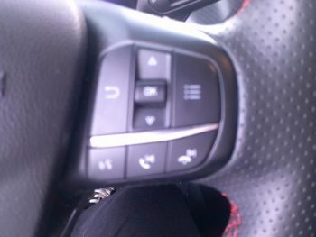 Photo 22 du bon plan FORD Kuga 2.5 Duratec 225ch PHEV ST-Line BVA occasion à 32900 €