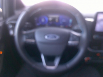 Photo 5 du bon plan FORD Fiesta 1.0 Flexifuel 95ch Active X 5p occasion à 16901 €