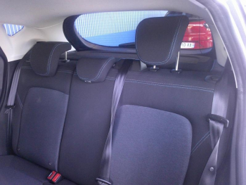 Photo 20 du bon plan FORD Fiesta 1.0 Flexifuel 95ch Active X 5p occasion à 16901 €