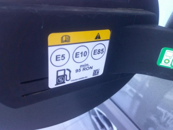 Photo 23 du bon plan FORD Fiesta 1.0 Flexifuel 95ch Active X 5p occasion à 16901 €