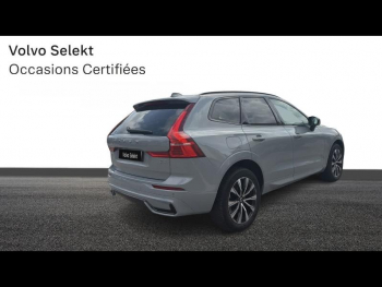 Photo 3 du bon plan VOLVO XC60 B4 197ch Plus Style Dark Geartronic occasion à 37990 €