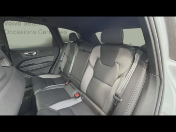 Photo 6 du bon plan VOLVO XC60 B4 197ch Plus Style Dark Geartronic occasion à 37990 €