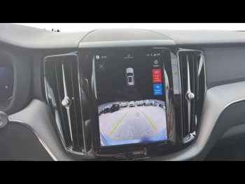Photo 10 du bon plan VOLVO XC60 B4 197ch Plus Style Dark Geartronic occasion à 37990 €