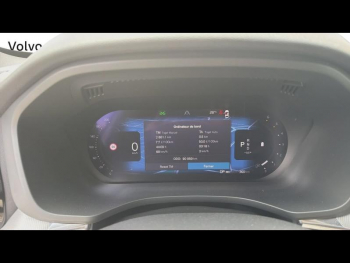 Photo 13 du bon plan VOLVO XC60 B4 197ch Plus Style Dark Geartronic occasion à 37990 €