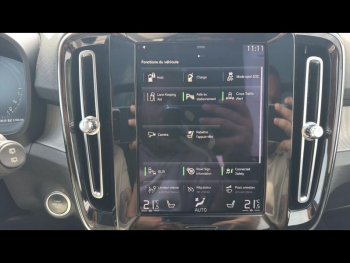 Photo 15 du bon plan VOLVO XC40 T4 Recharge 129 + 82ch Inscription Luxe DCT 7 occasion à 22990 €